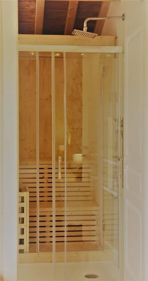 Il Tiglio Jacuzzi&Sauna Lucca Bed & Breakfast