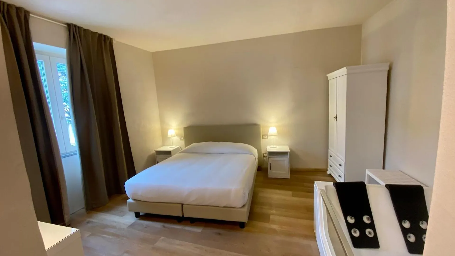 Il Tiglio Jacuzzi&Sauna Lucca 0*,  Italy